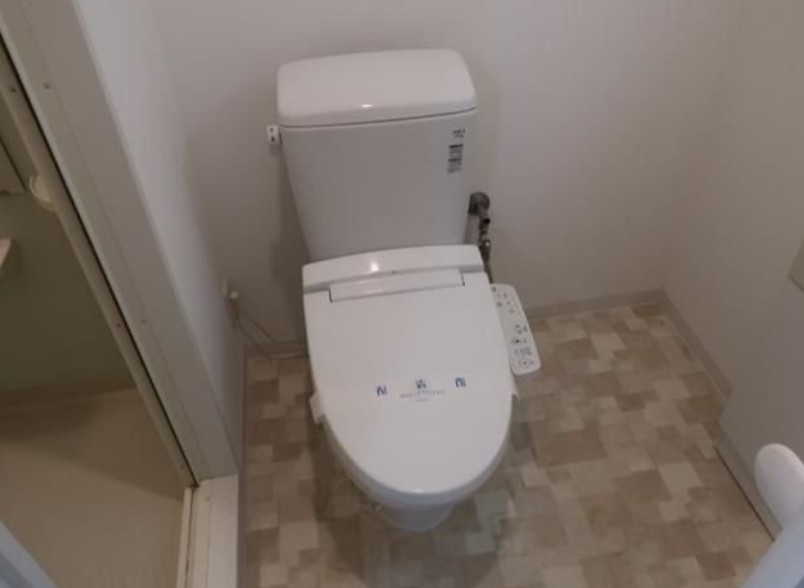 ＪＲ総武線 両国駅 徒歩10分 7階建 築12年のトイレ写真