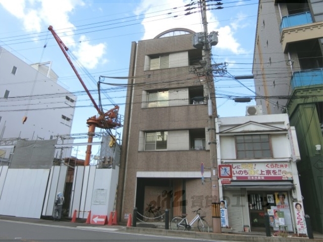 ユニヴェールの外観写真