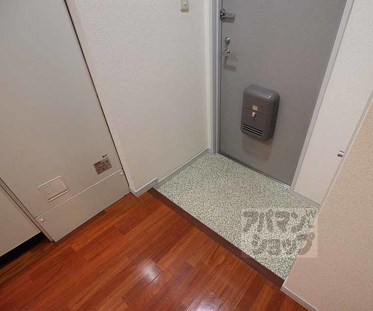 パインフィールド壬生の玄関写真