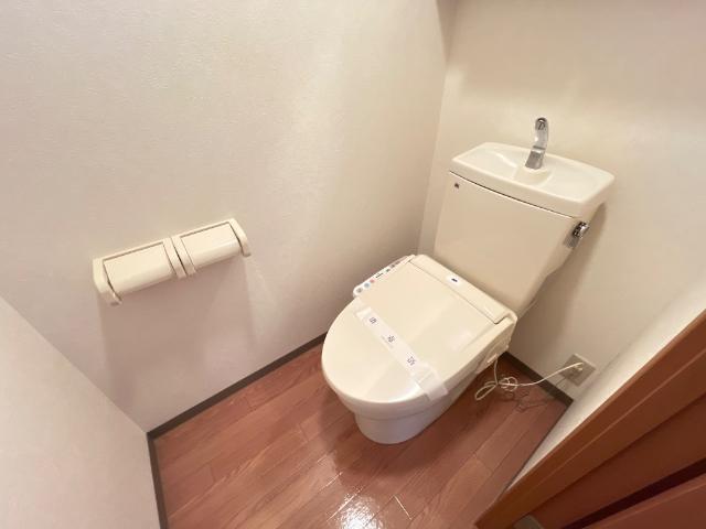 トイレ　シャワー付トイレ
