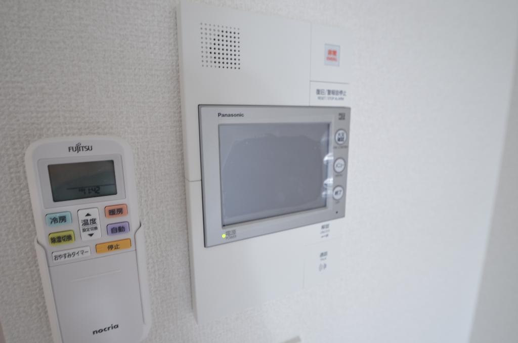 セキュリティ　カメラ付インターホン