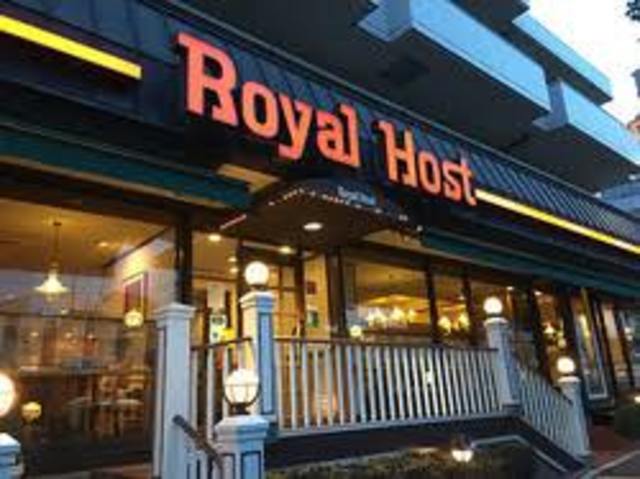 飲食店　ロイヤルホスト下山手店（飲食店）まで567m