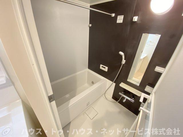 June Six おおたかの森の風呂写真