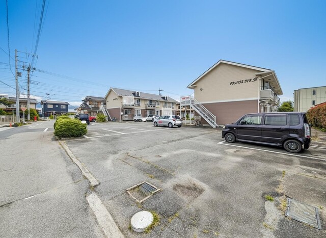 駐車場　敷地内駐車場