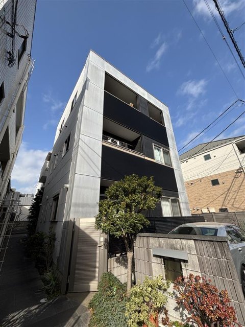 建物外観　物件入口