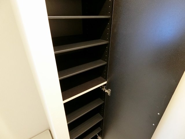 リブリフローラルコート大和南の内装写真