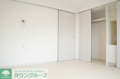 ＪＲ総武線快速 船橋駅 徒歩19分 2階建 築9年の居間写真