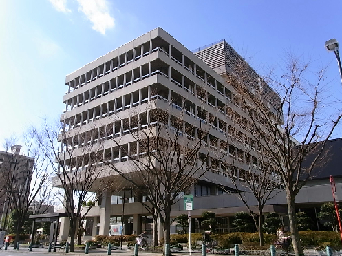 役所　高槻市役所 環境部 環境政策室 環境保全課 環境科学センター（役所）まで308m