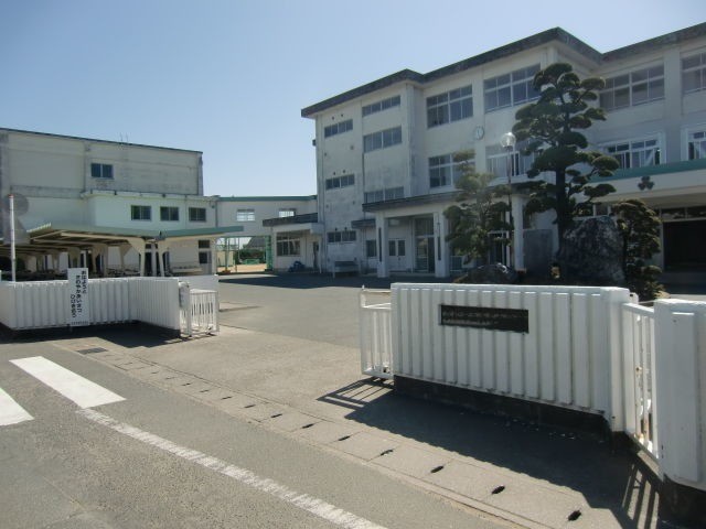 中学校　浜松市立浜名中学校（中学校）まで2280m