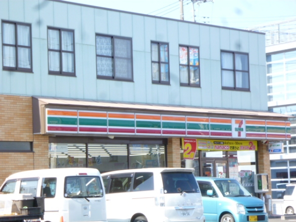 コンビニ　セブンイレブン水戸城東店（コンビニ）まで650m
