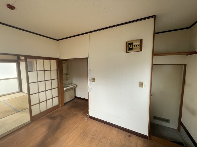 コーポ橋本の玄関写真