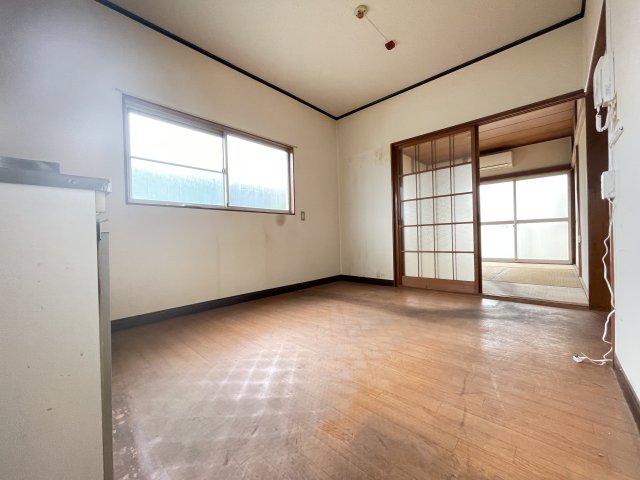 コーポ橋本の居間写真