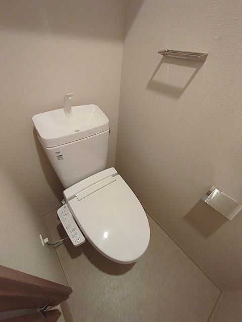 LIME RESIDENCE SHINAGAWA EASTのトイレ写真
