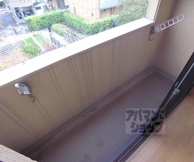 バルコニー　東向きバルコニー。