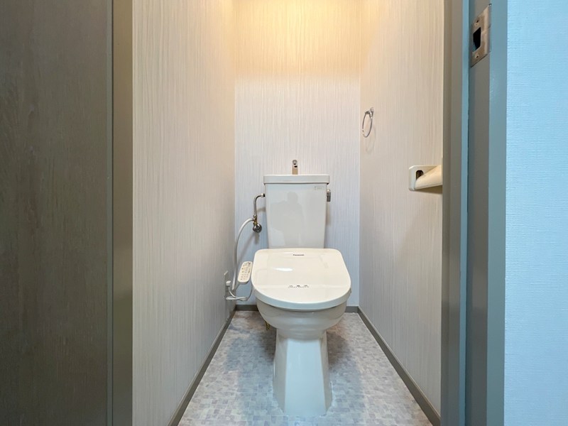 エクセルIIのトイレ写真