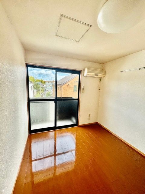 小田急線 玉川学園前駅 徒歩5分 2階建 築24年の居間写真