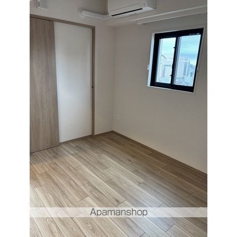プレディアコート北千住の居間写真