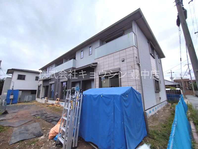建物外観　建築中です。