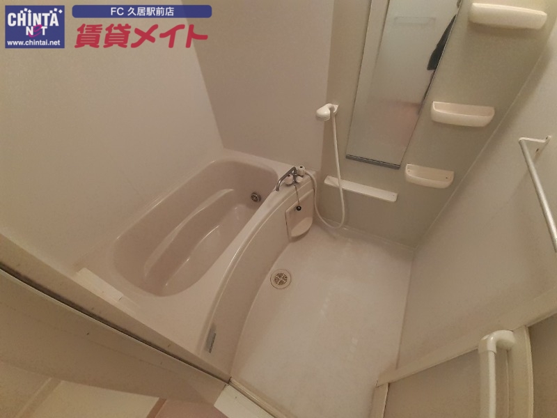 バス・シャワールーム　反転参考写真