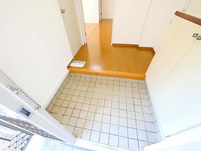 玄関　明るい玄関です