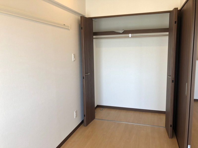 収納　※別部屋の参考写真となります。