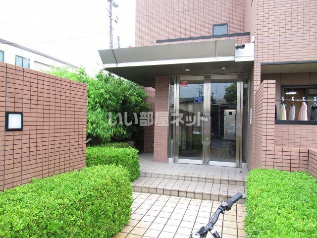 近鉄けいはんな線 荒本駅 徒歩13分 7階建 築29年の外観写真