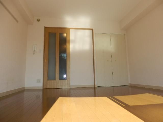 アーバンヴィラ新川崎の内装写真