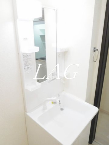 洗面設備　洗面台です。