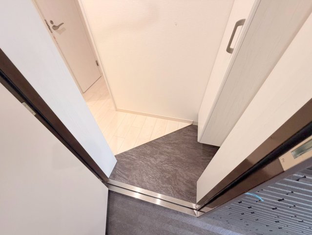玄関　素敵な玄関は毎朝あなたを元気に送りだしてくれますよ。