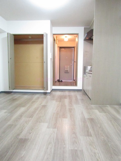エタージュ中宮の居間写真