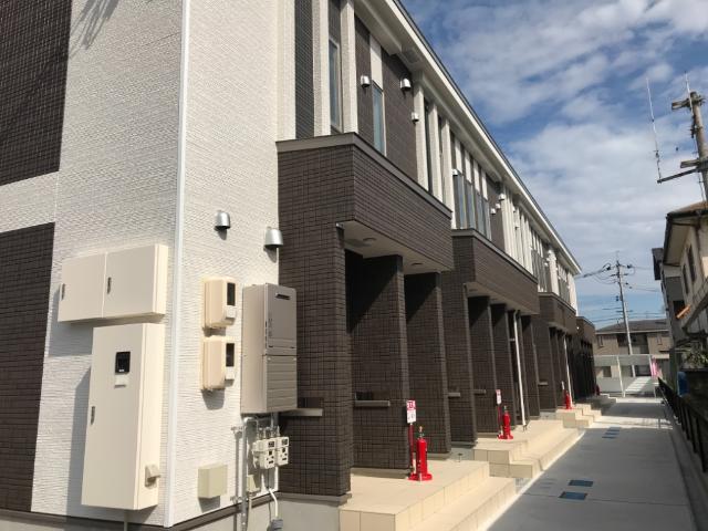 建物外観　外観写真（昼）