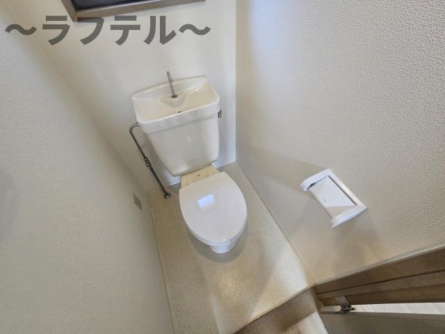 トイレ　別部屋イメージ写真