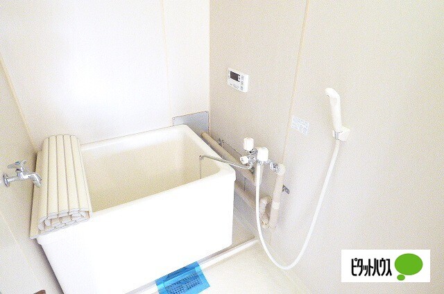 バス・シャワールーム　他のお部屋のお写真です