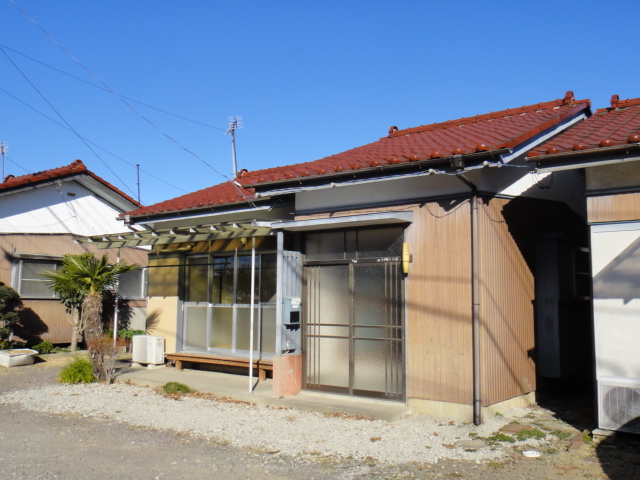 加々美貸住宅の建物外観