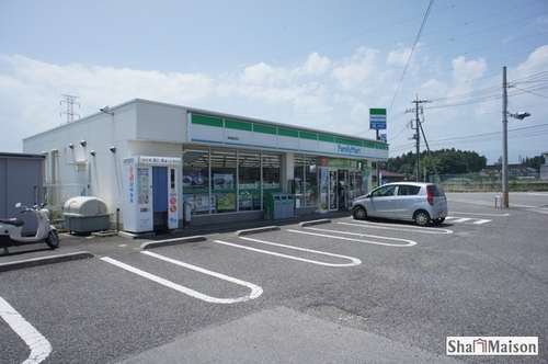 コンビニ　ファミリーマート黒磯豊浦店（コンビニ）まで575m