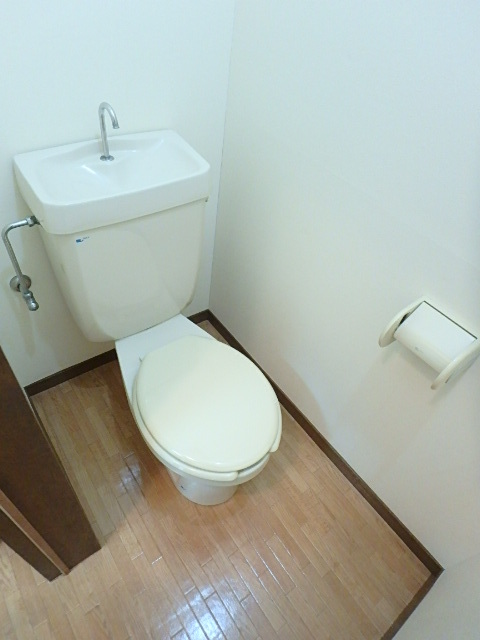 トイレ　図面と現状に相違がある場合には現状を優先