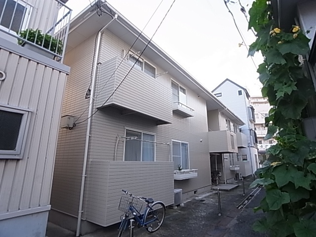 神戸市兵庫区浜中町のマンションの建物外観
