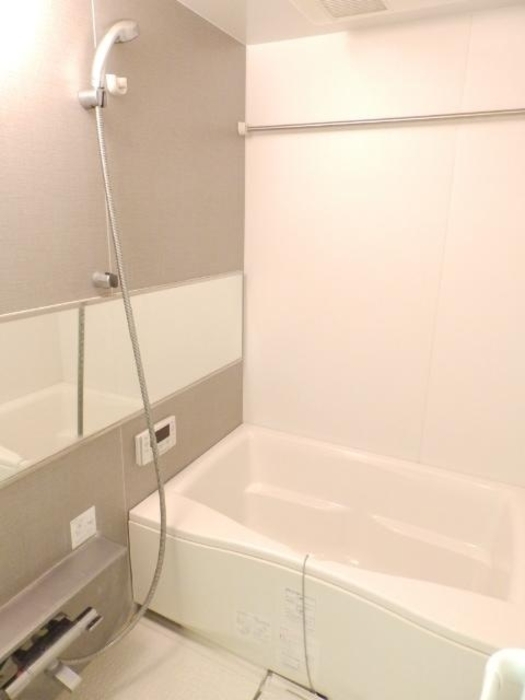 バス・シャワールーム　同間取り部屋写真