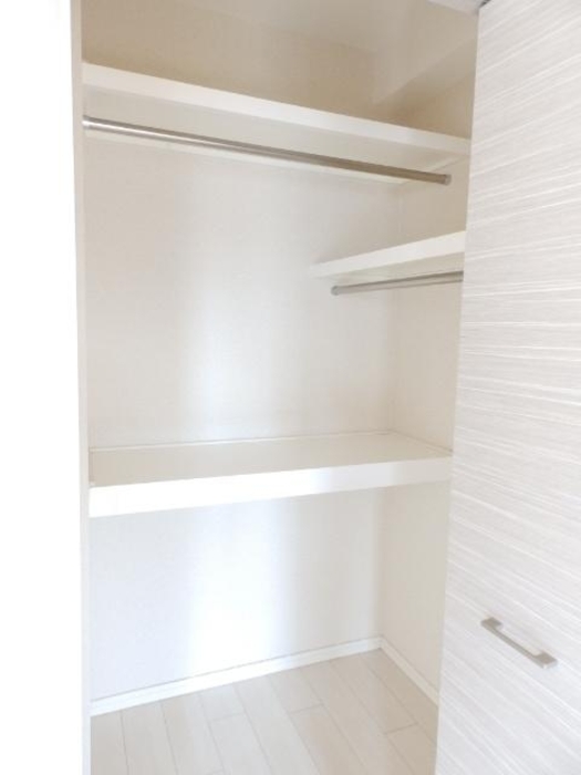 収納　同間取り部屋写真