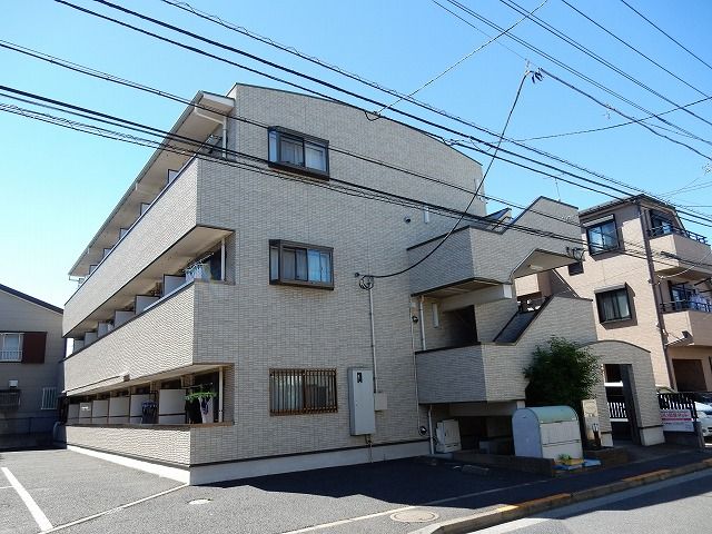 江戸川区北小岩のマンションの建物外観