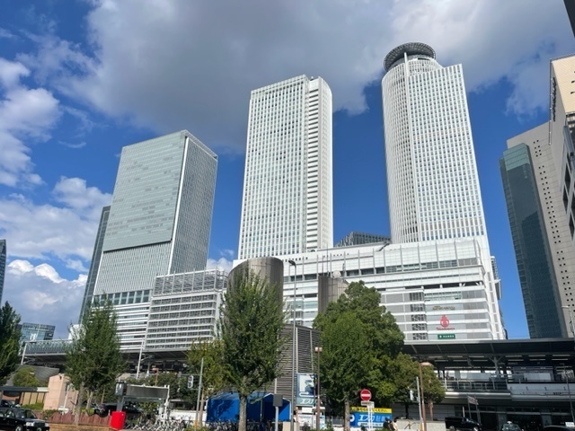 【リーデンス名古屋駅西のショッピングセンター】