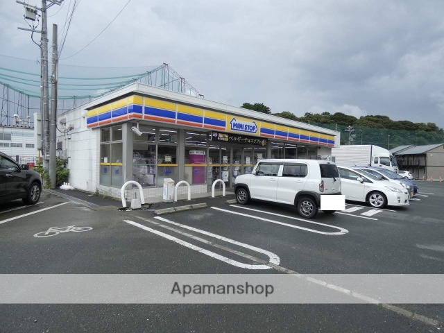 コンビニ　ミニストップ（コンビニ）まで754m