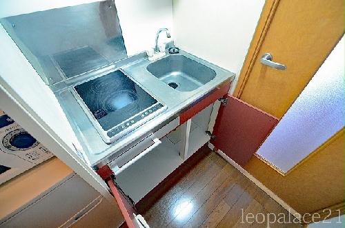 キッチン　備品や設備仕様は号室等により異なります現地をご確認ください。