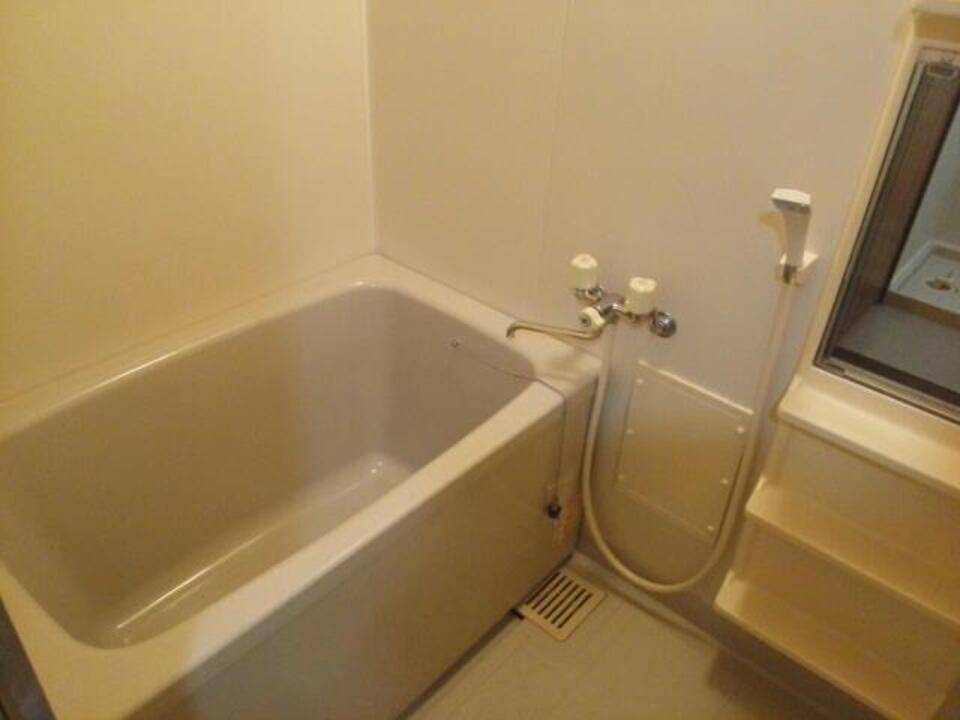 バス・シャワールーム　浴室