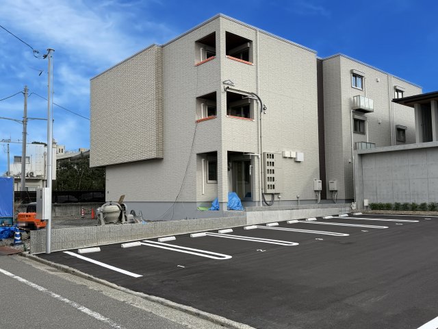 高知市鷹匠町のマンションの建物外観