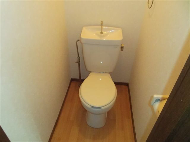 トイレ　トイレ