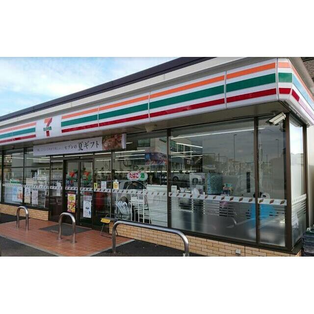 コンビニ　セブンイレブン伊勢原石田店（コンビニ）まで435m