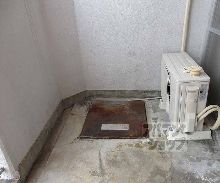 バルコニー　幅員の広いバルコニーです