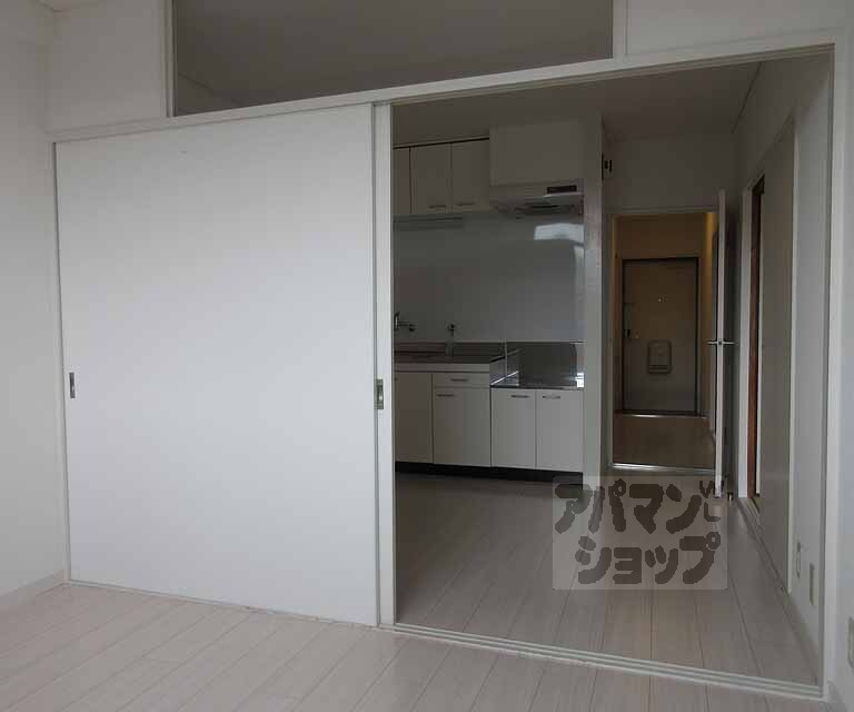 居室・リビング　団欒のしやすいダイニングです