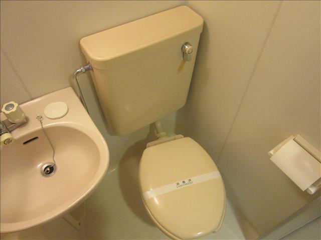 トイレ　すっきりとしたトイレ